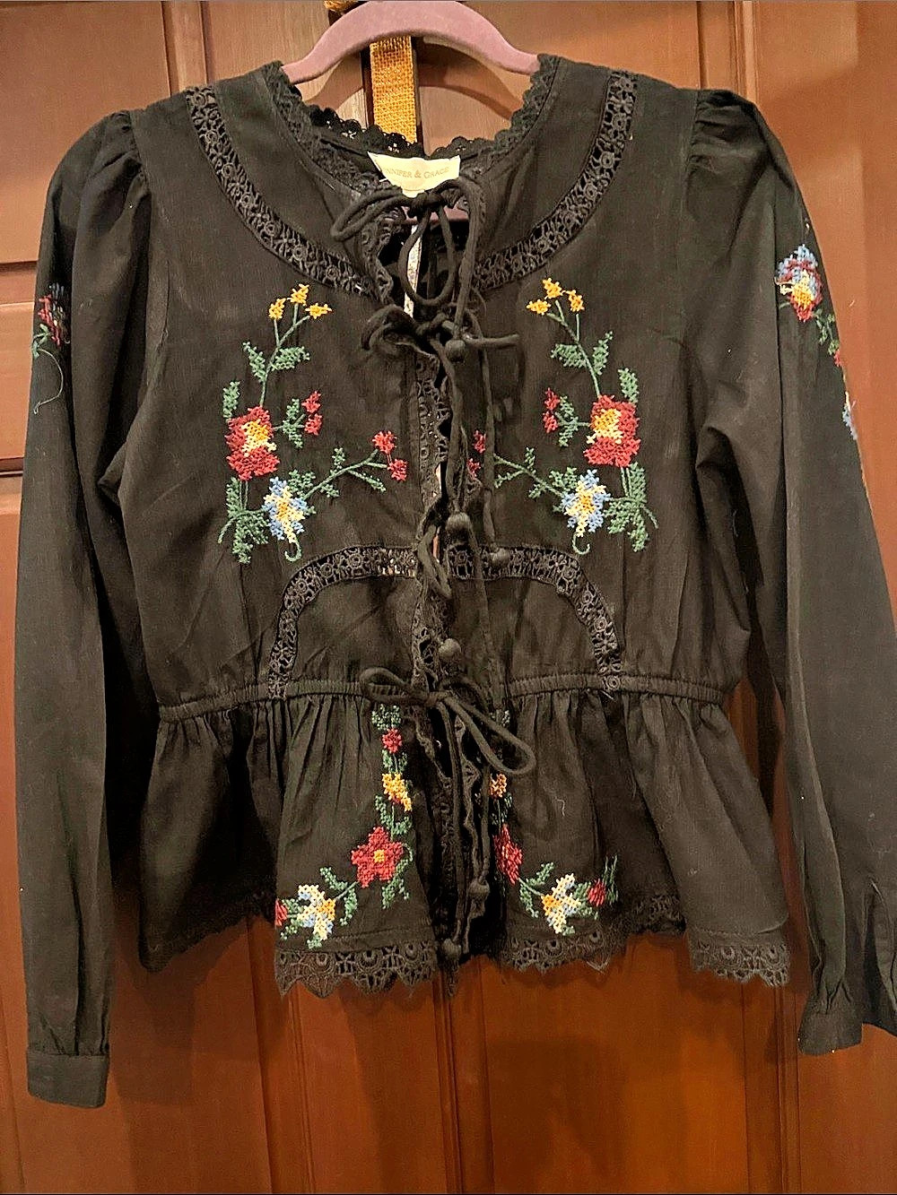 Black Embroidered Floral Lace-Up Peplum Blouse Jacket Size Small. NWT
